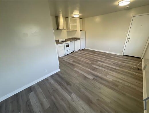 Studio Apartment 2835 1/2 Huron St in Los Angeles, CA 90065