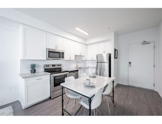 Studio Apartment 5837 W Sunset Blvd in Los Angeles, CA 90028