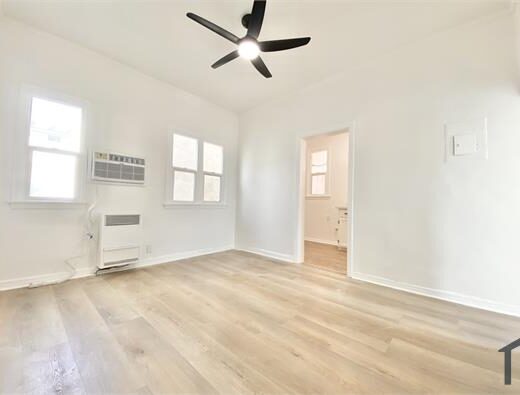 1 Bedroom Apartment 412 S Burlington Ave in Los Angeles, CA 90057
