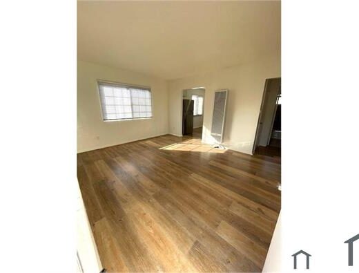 2 Bedroom Apartment 8410 S Figueroa St in Los Angeles, CA 90003