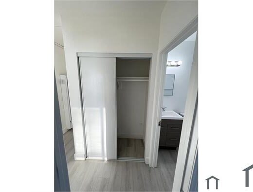 2 Bedroom Apartment 1000 E 25Th St in Los Angeles, CA 90011