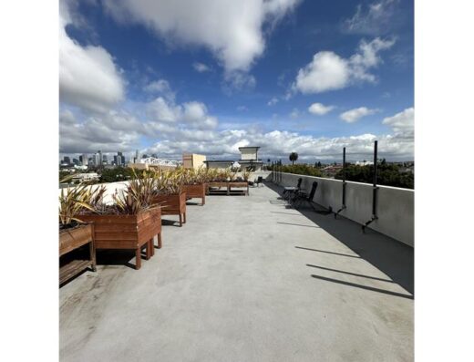 1 Bedroom Apartment 1120 E 25Th St in Los Angeles, CA 90011