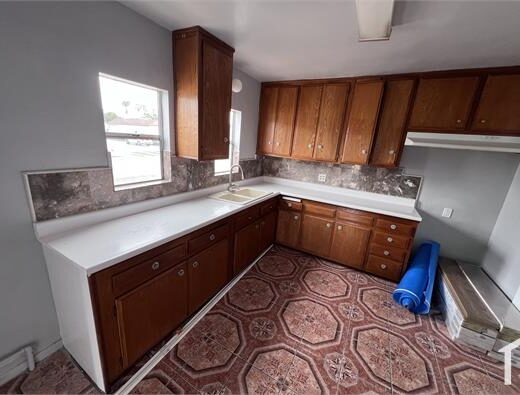 3 Bedroom Apartment 230 W F St in Wilmington, CA 90744