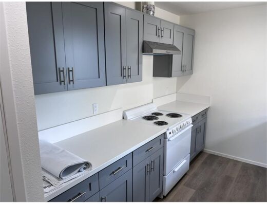 3 Bedroom Apartment 629 1/2 W Oliver St in San Pedro, CA 90731