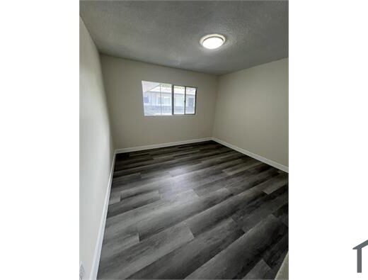 3 Bedroom Apartment 3905 Stevely Ave in Los Angeles, CA 90008