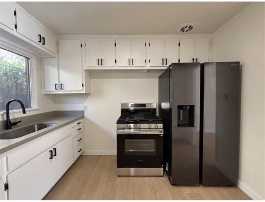 2 Bedroom Apartment 6817 N Figueroa St in Los Angeles, CA 90042