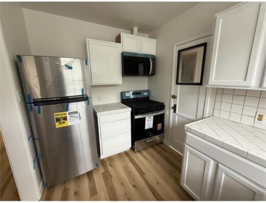 1 Bedroom Apartment 1201 N Gower St in Los Angeles, CA 90038