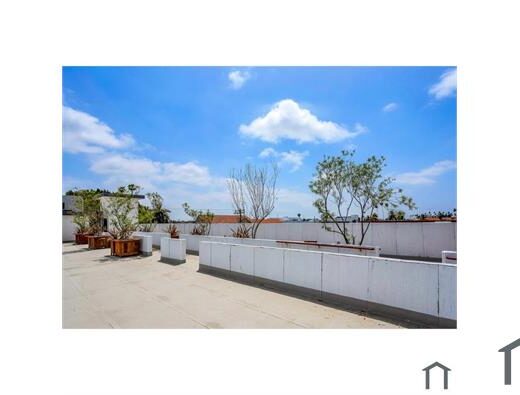 1 Bedroom Apartment 2837 San Marino St in Los Angeles, CA 90006