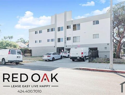 2 Bedroom Apartment 1909 Buckingham Rd in Los Angeles, CA 90016