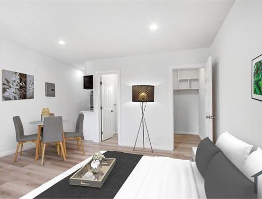 Studio Apartment 10355 S Western Ave in Los Angeles, CA 90047