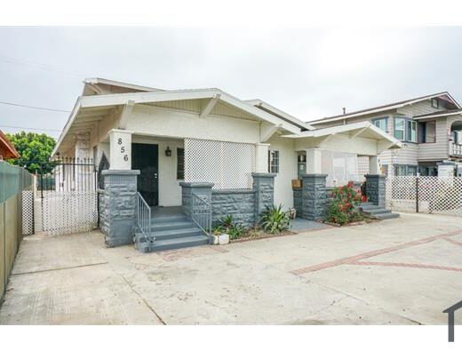 3 Bedroom Apartment 858 W 47Th St in Los Angeles, CA 90037