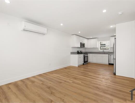 3 Bedroom Apartment 8716 Ramsgate Ave in Los Angeles, CA 90045